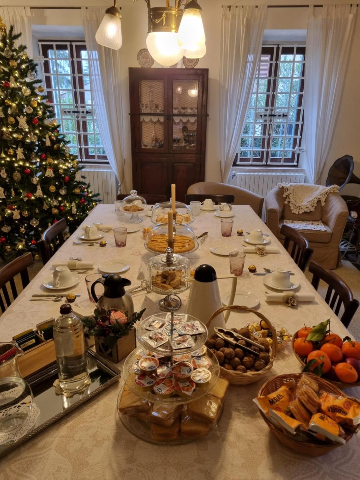 Casa Zia Cianetta Residenza Di Campagna Guest House Capodacqua  ภายนอก รูปภาพ